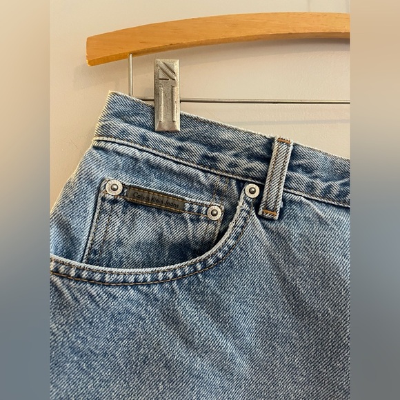 Vintage Calvin Klein Jean Denim Shorts with Cuffs - Picture 2 of 6